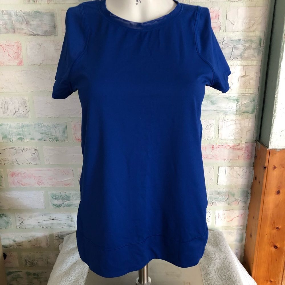 Lululemon t shirt mesh back